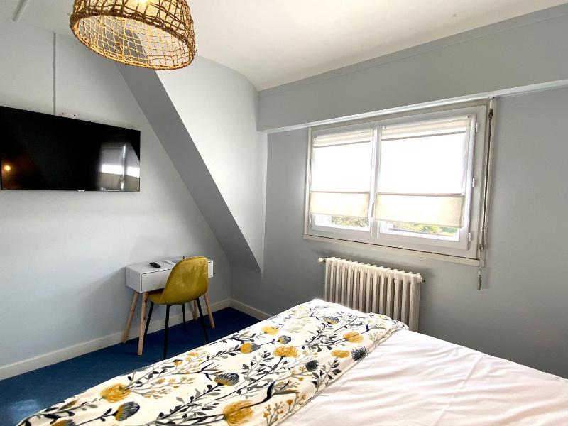 Economy Double Room 3 floor without lift image 4