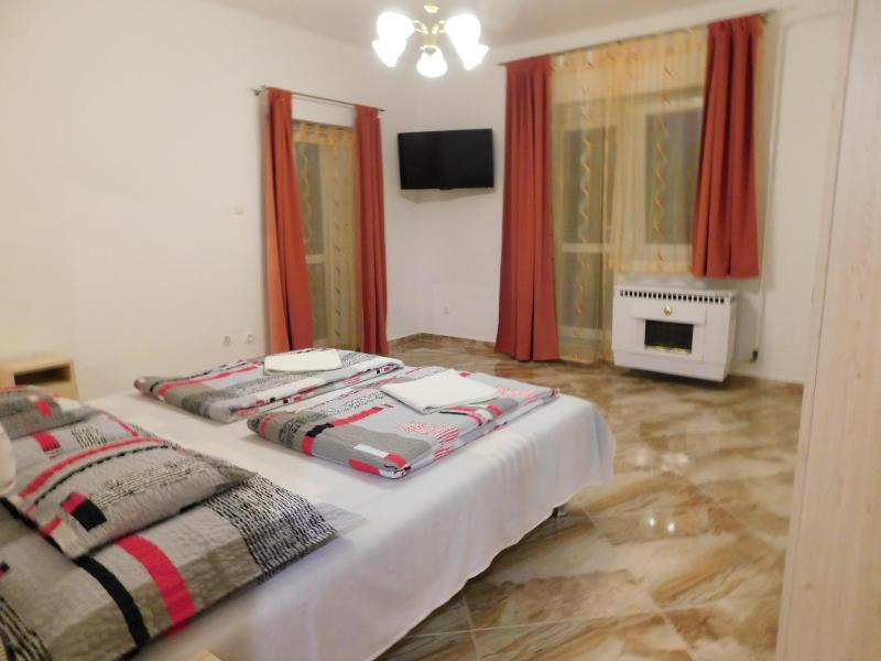 Apartment with Terrace image 2