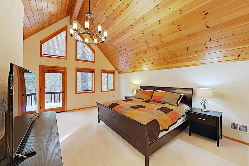 Three-Bedroom House image 2