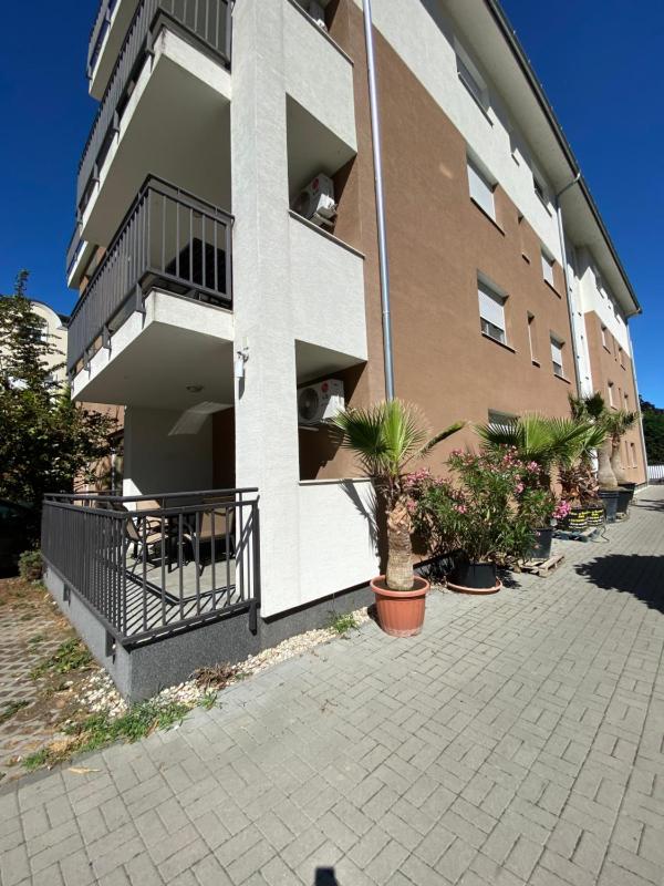 Andi Apartman - image 11