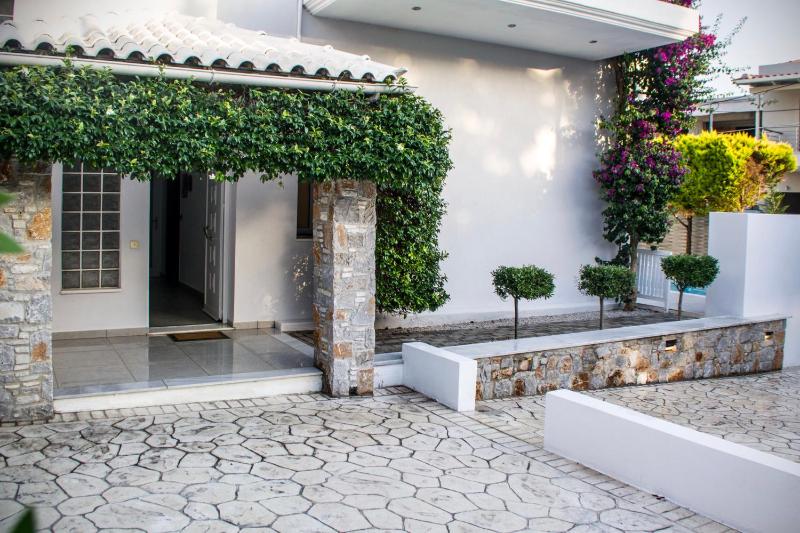 Chris Rea Villa - image 32