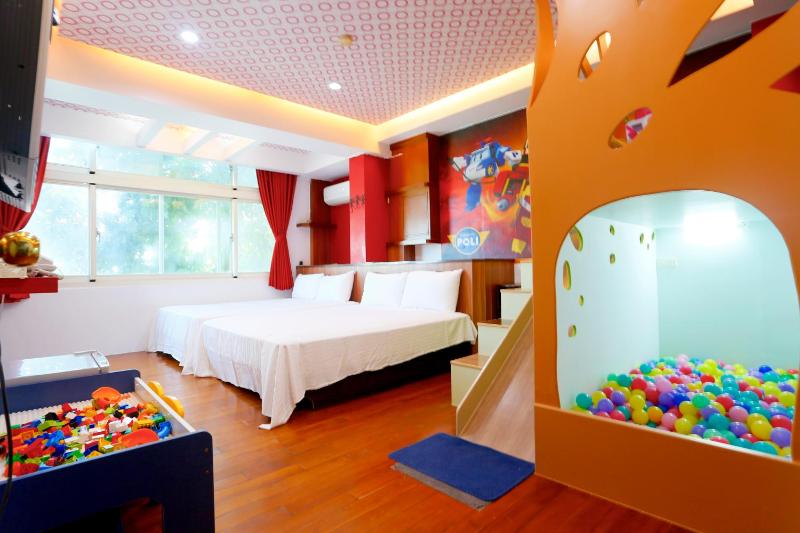 Wonderful Family Homestay - image 31