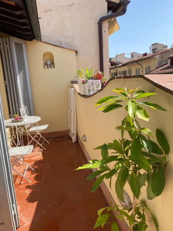 Superior Apartment with Balcony image 3