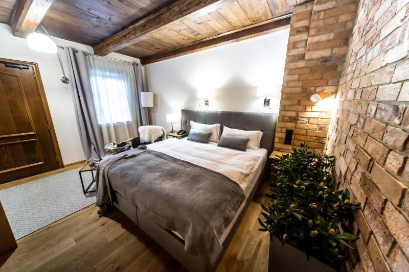 Economy Standard Room image 4