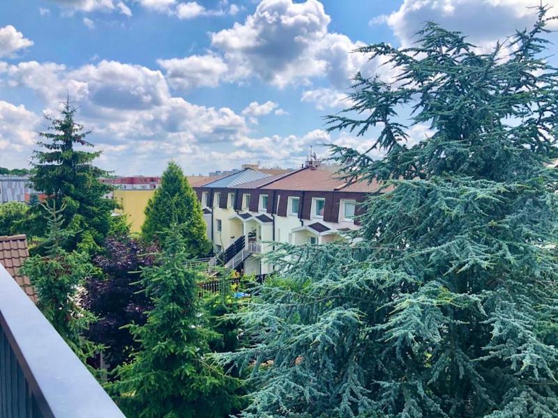 Double Room with Balcony image 3