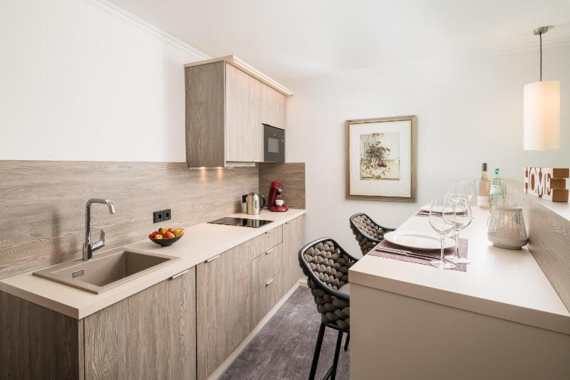 Studio Apartment image 1