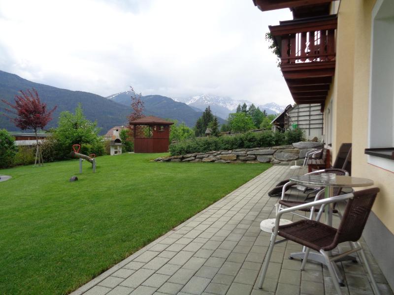 One-Bedroom Apartment with Terrace image 4