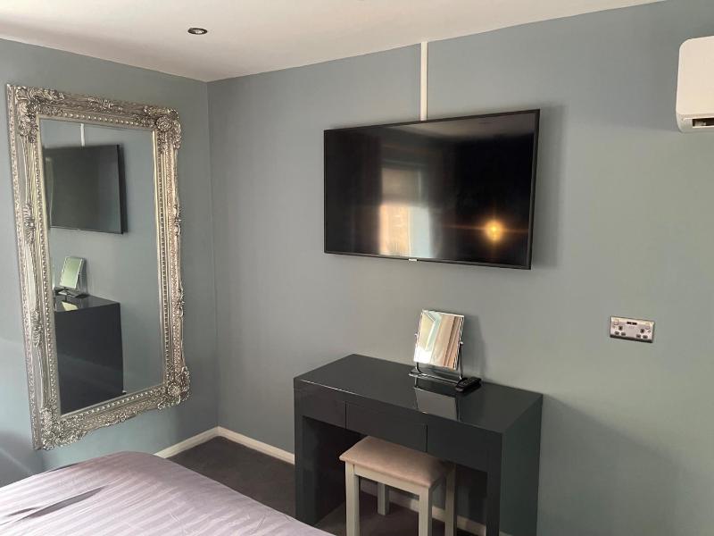 Suite image 3