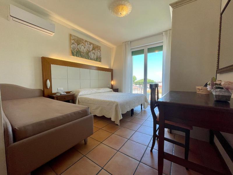 Classic Room image 1