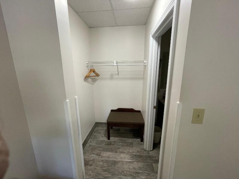 King Room image 3