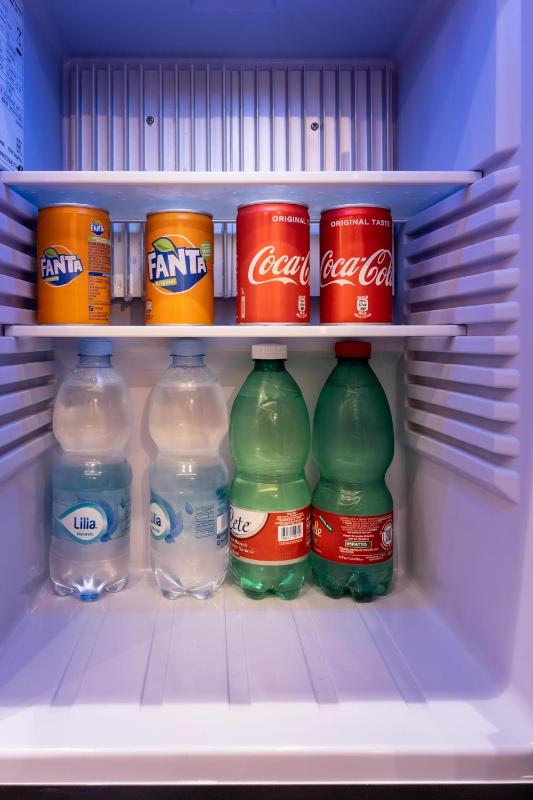 Deluxe Double Room image 2