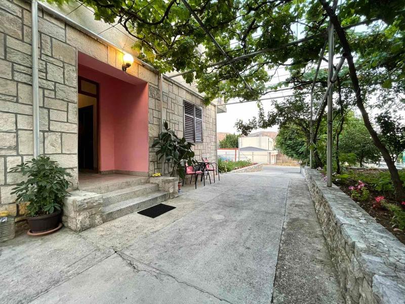 Apartmani Miro Trebinje - image 9