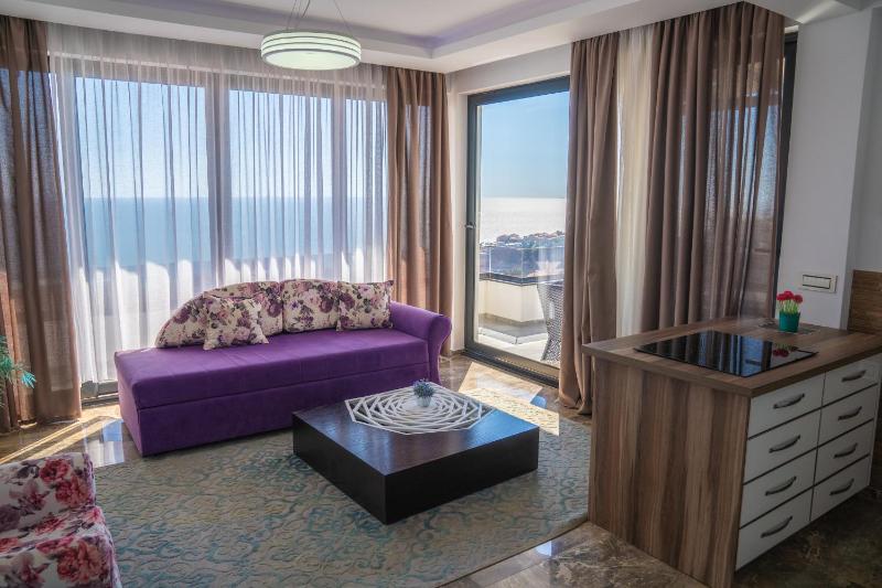 Golden Apartments - image 11