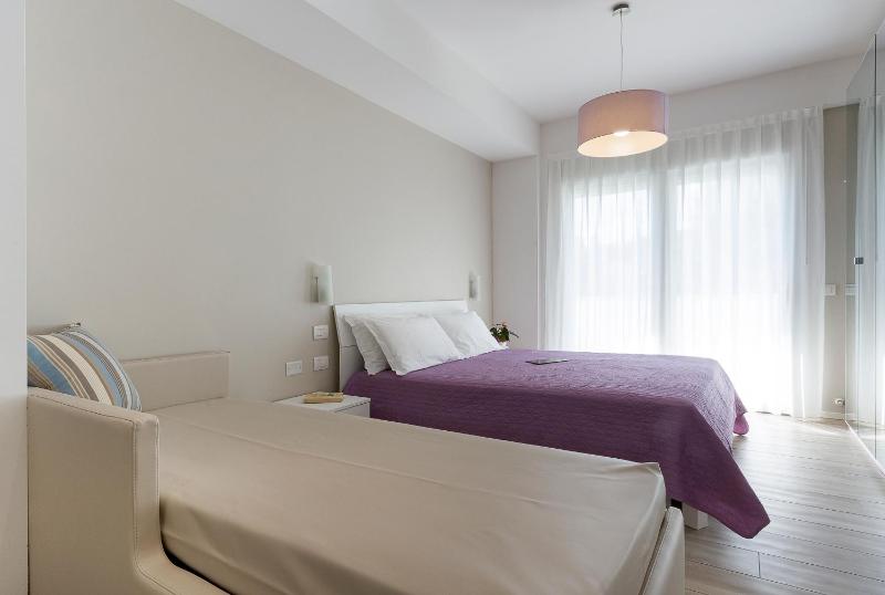 Apartment with Balcony image 3