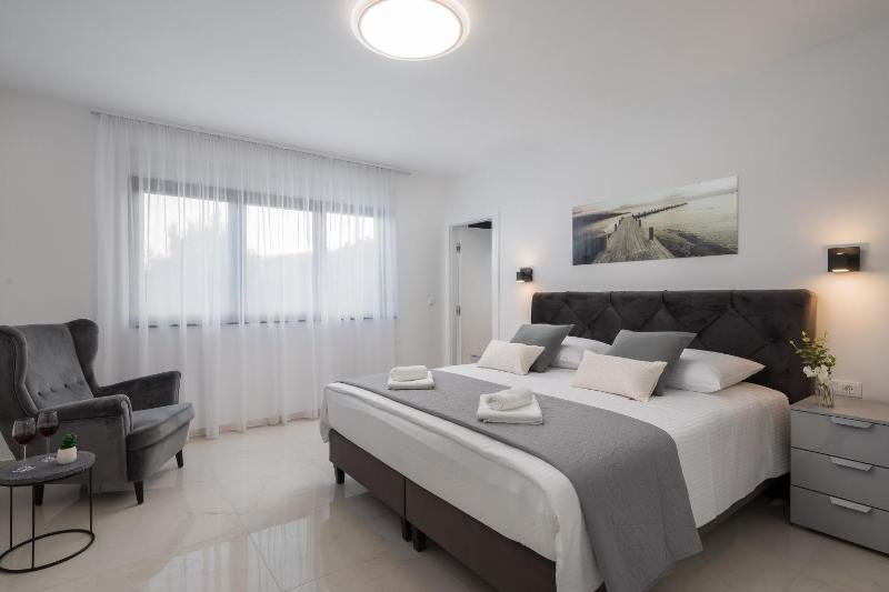 Luxury Villa Anchor - image 25