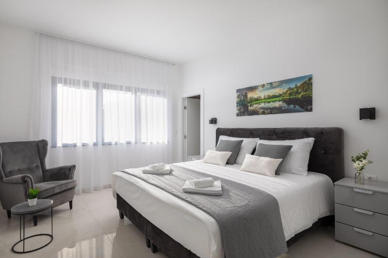 Luxury Villa Anchor - image 6