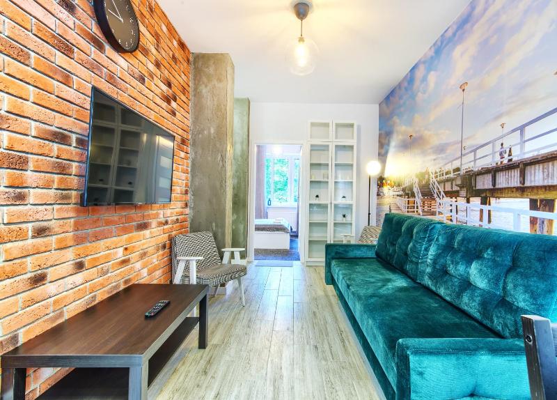 Mieszkanie MoLove - ACCO RENT - image 1