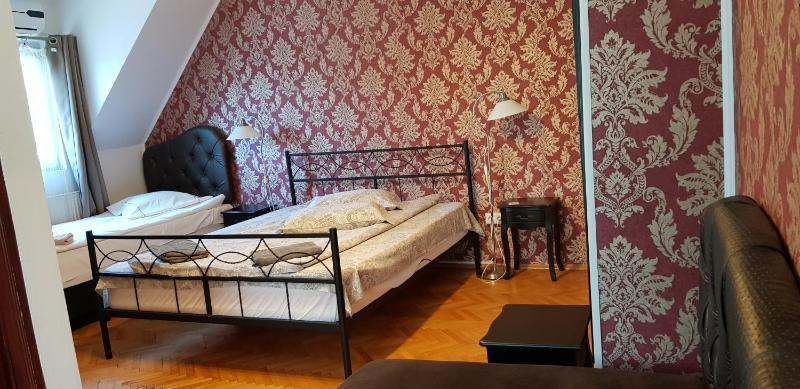 Triple Room image 2