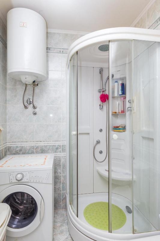 Apartment Jele - Two Bedroom Apartment with Balcony and Garden View - image 10