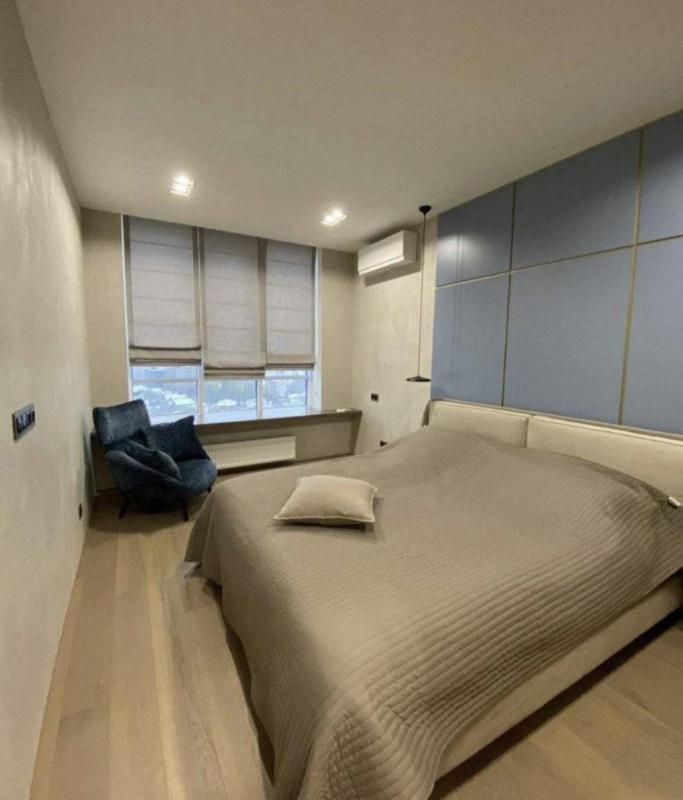 One-Bedroom Apartment image 1