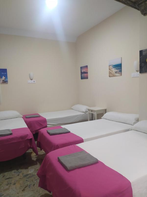 Quadruple Room with Private Bathroom image 1