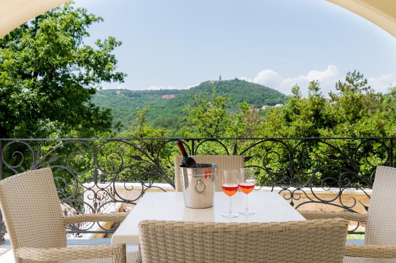 Villa Vires - image 19