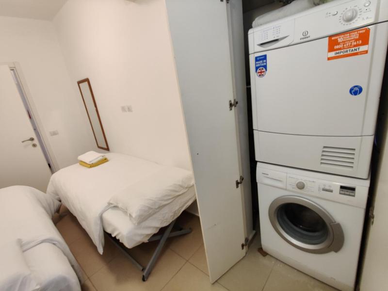 2BDR Holiday Home by Mezizim Beach and TLV Port! - image 13