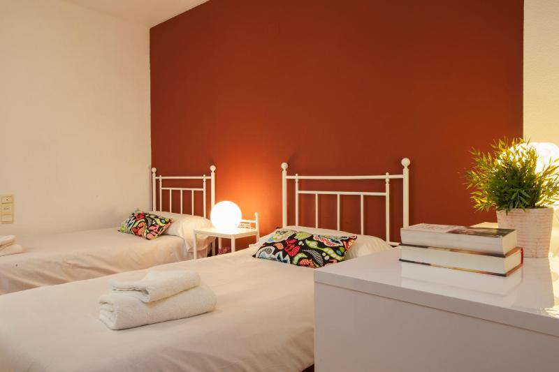 Singular Apartments Jorge Juan - image 10