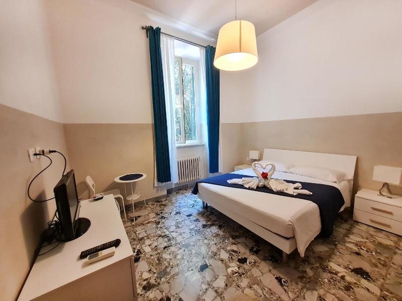 Superior Double Room image 1