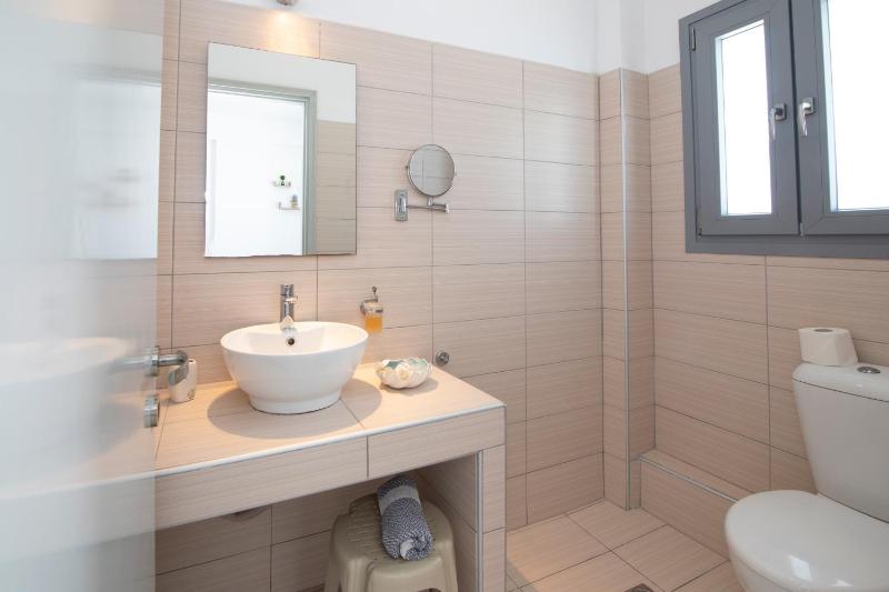 Superior Quadruple Room image 2