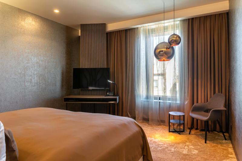 Deluxe Double Room image 4