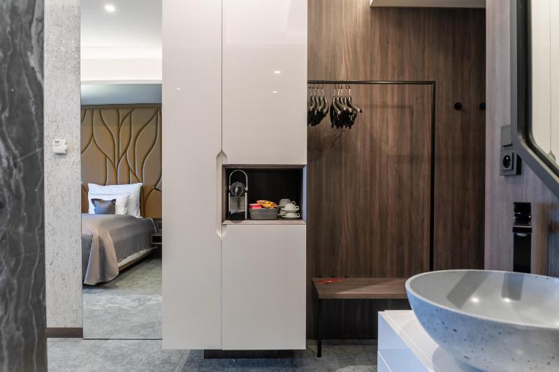 Superior Double Room image 4