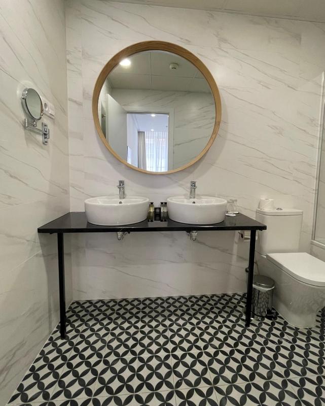 Triple Room image 2