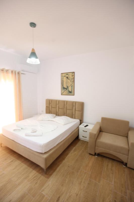Vila Elmazi Fa & Fe - image 6