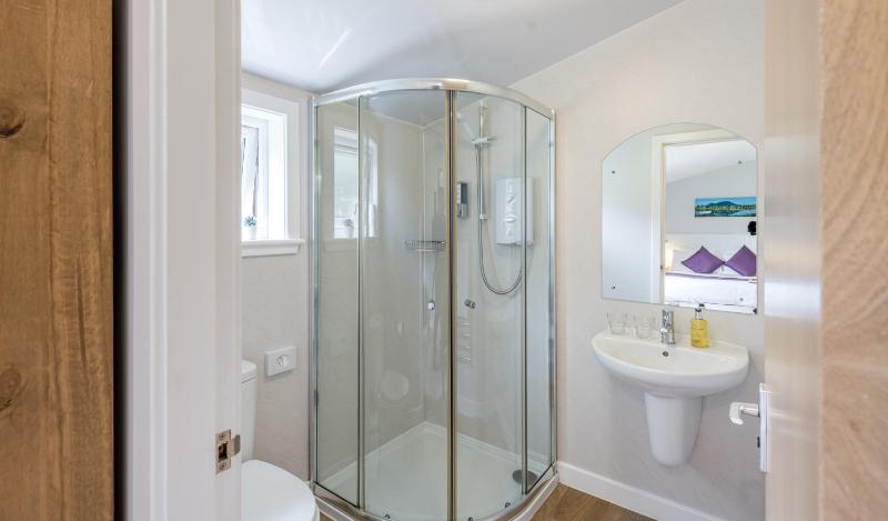 One - Bedroom Chalet Cairngorm image 2