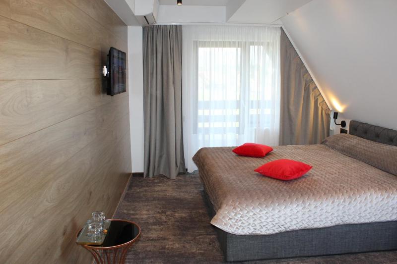 Double Room with Mountain View image 2