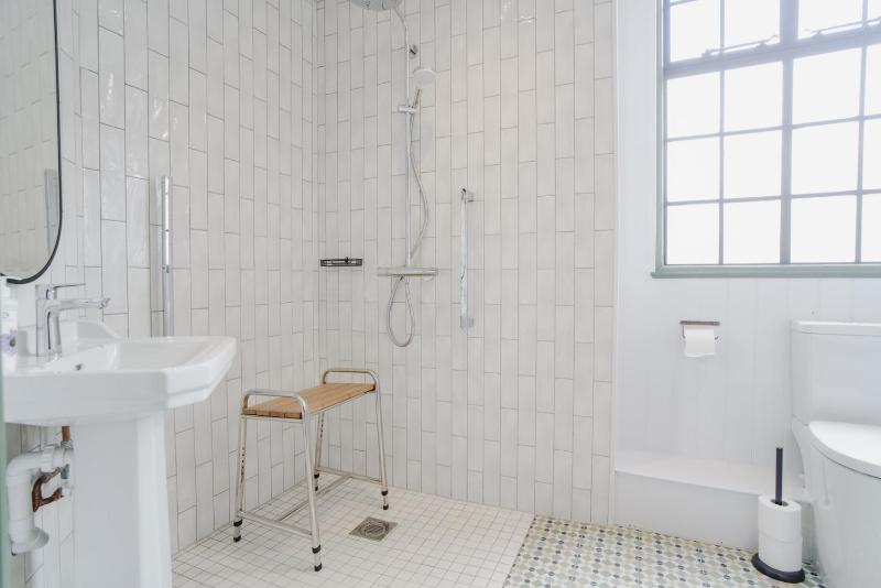 Double or Twin Room - Disability Access image 2