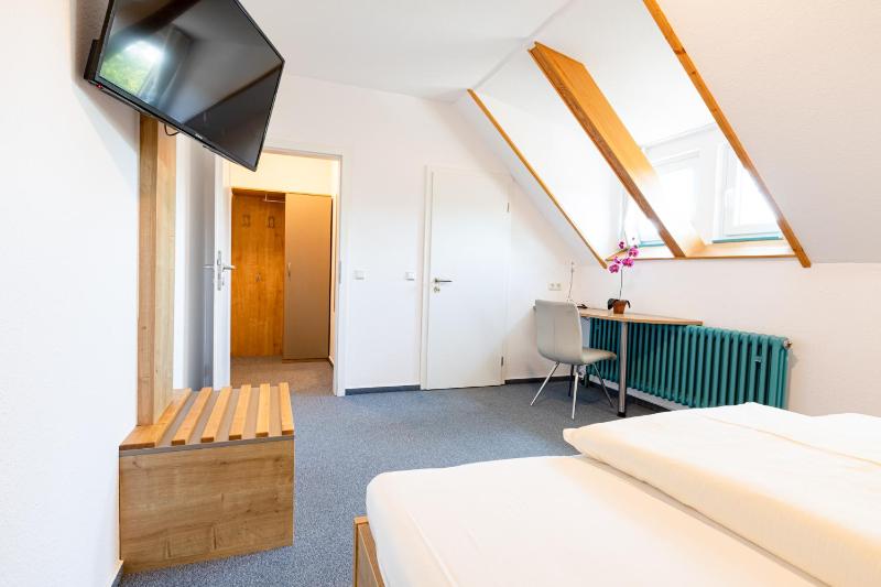 Single Room image 2