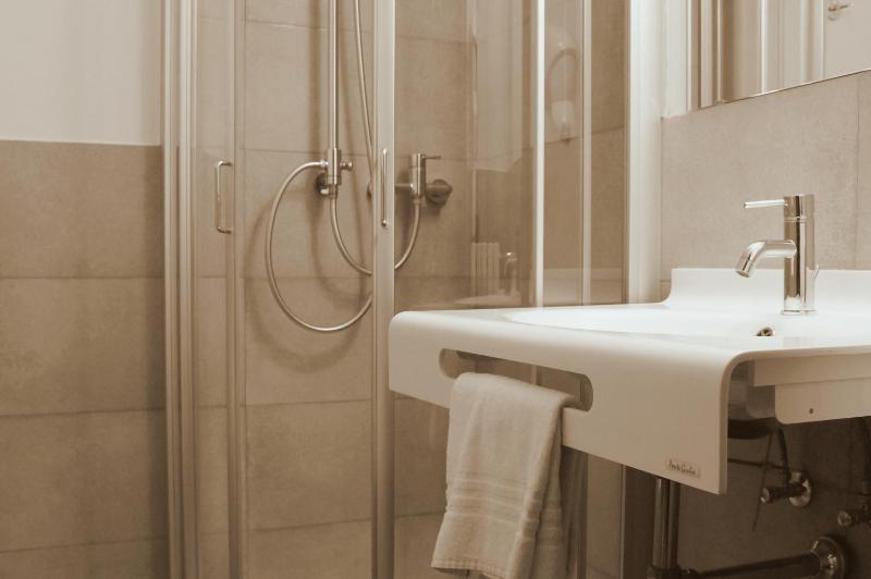 Superior Double or Twin Room image 4