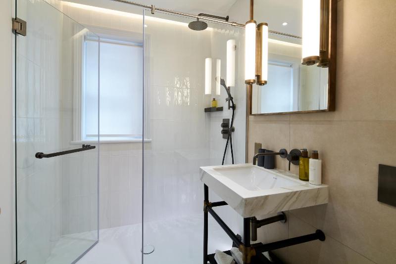 Superior Two bedroom Apartment image 2