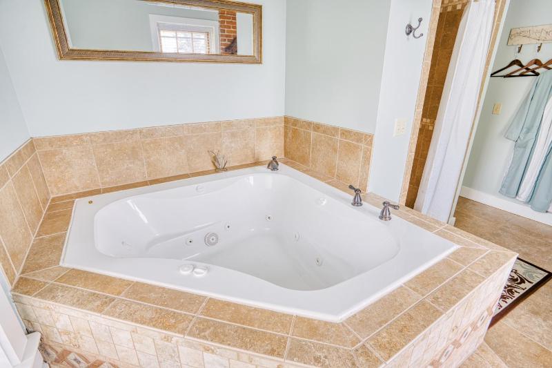Estey Suite  image 2