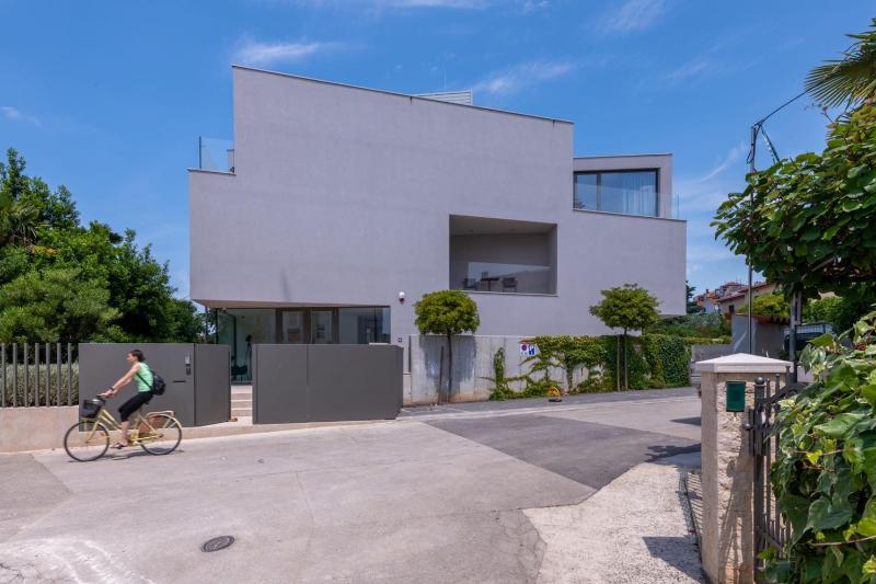 RM Luxury villa with pool in Rovinj - image 11