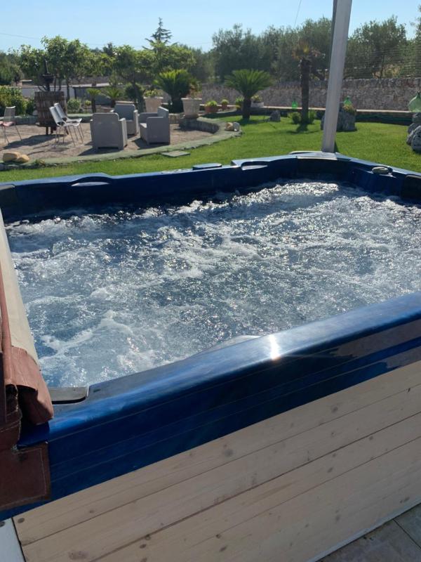 Deluxe Bungalow with Garden View image 2