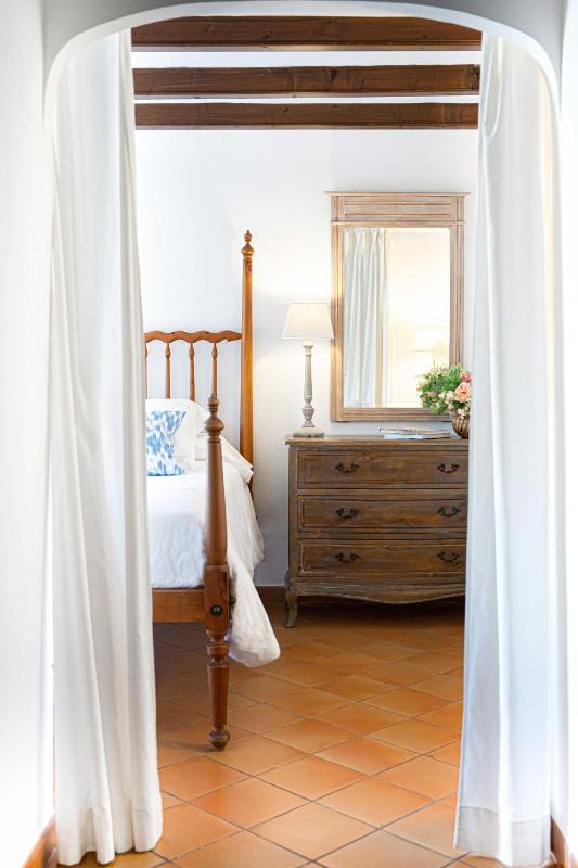 Junior Suite with Terrace image 2