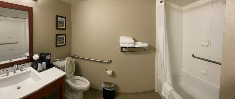 King Room - Accessible/Non-Smoking image 1