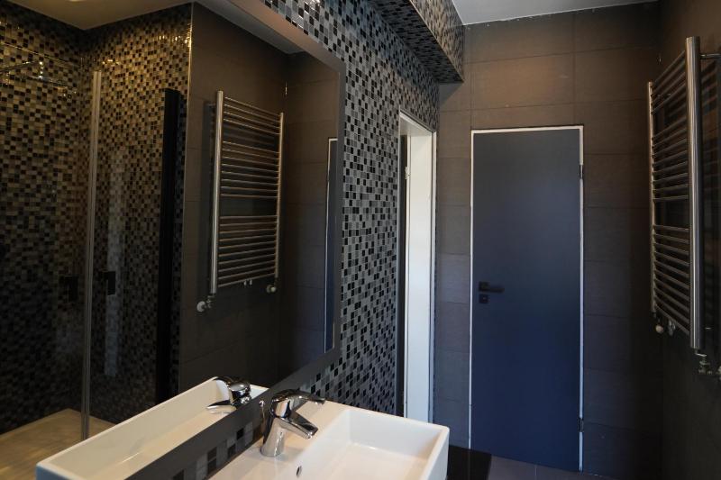 Apartment image 2