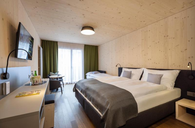 Triple Room image 1