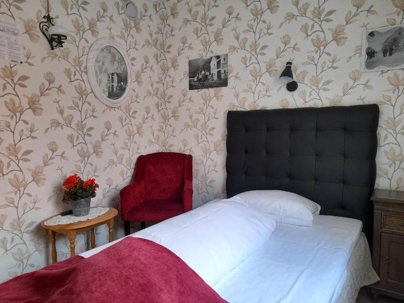 Single Room image 2