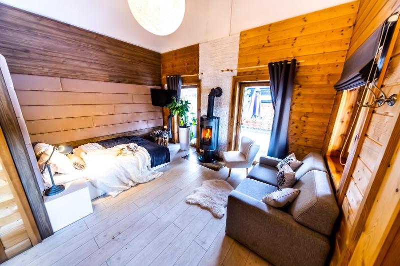 Chalet Modern Folk 5 image 3