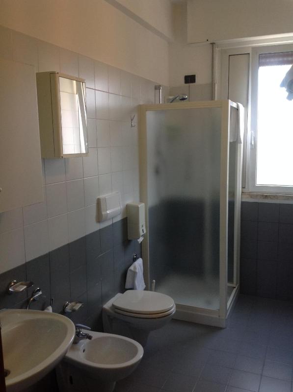 Triple Room image 3